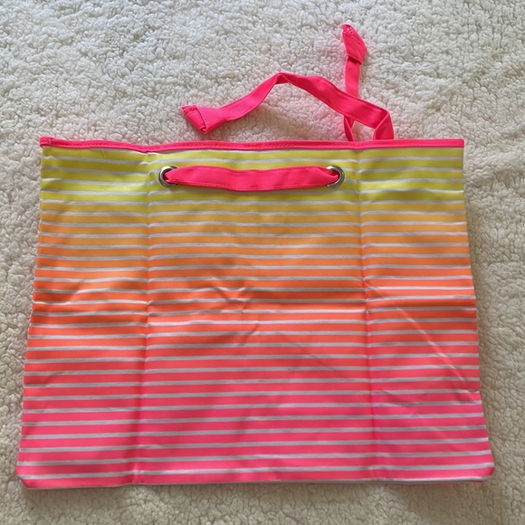New Victoria Secret tote bags NWT - Picture 4 of 4